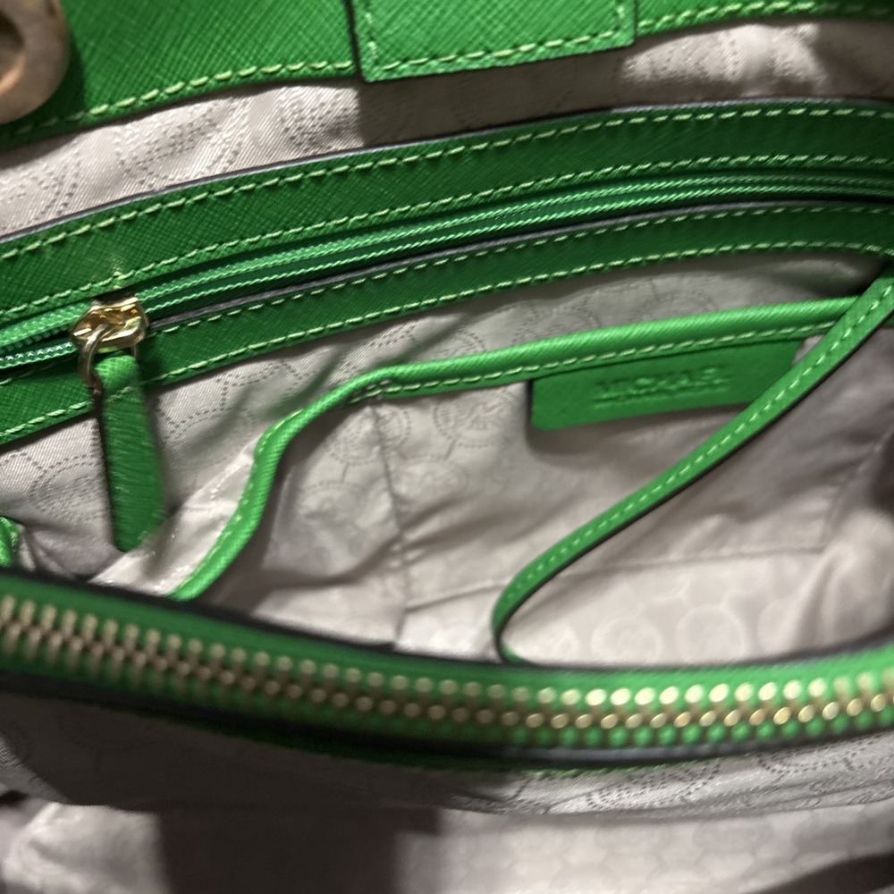 Michael Kors Bright Green Large Shoulder Crossbody Tote Bag w/ Brown Buttons‎ - Picture 5 of 10